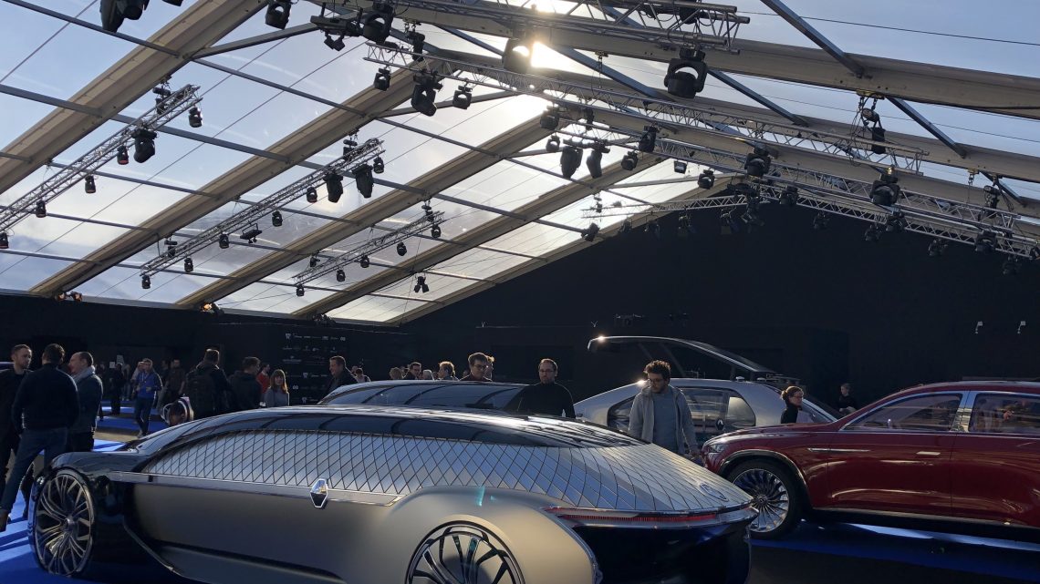 À qui s’adresse le Festival Automobile International  ?