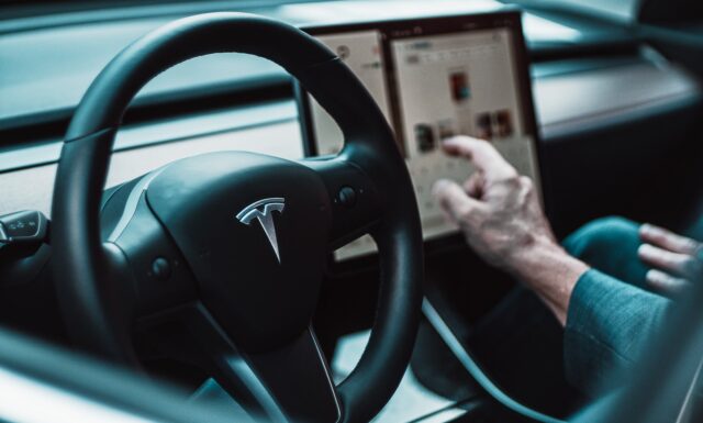 voiture électrique Tesla